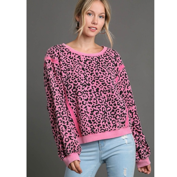 "The Dani" Pink Leopard Print Oversized Sweatshirt - Picture 2 of 3